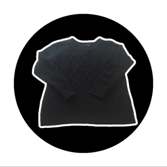 American Eagle Sweater - Picture 2 of 5